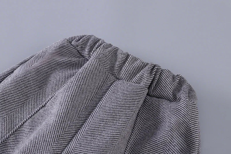Elegant Jacket & Pants Set with Textured Fabric